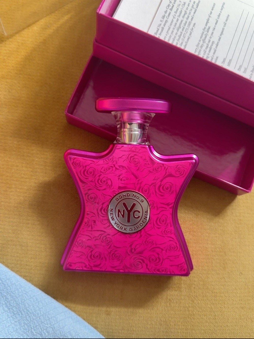 Bond No. 9 New York Bright Pink Star-Shaped Fragrance Bottle